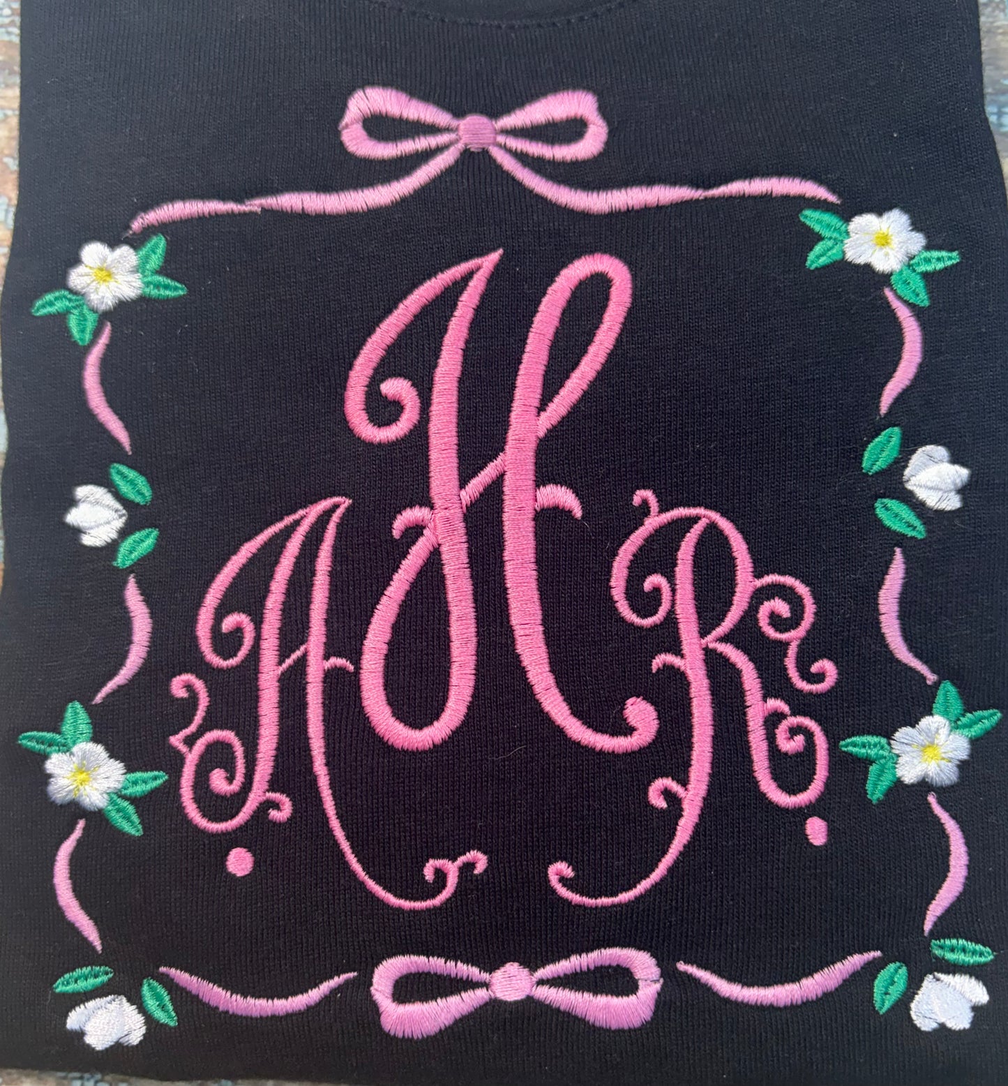 Bow Floral Monogram Frame Embroidery Design