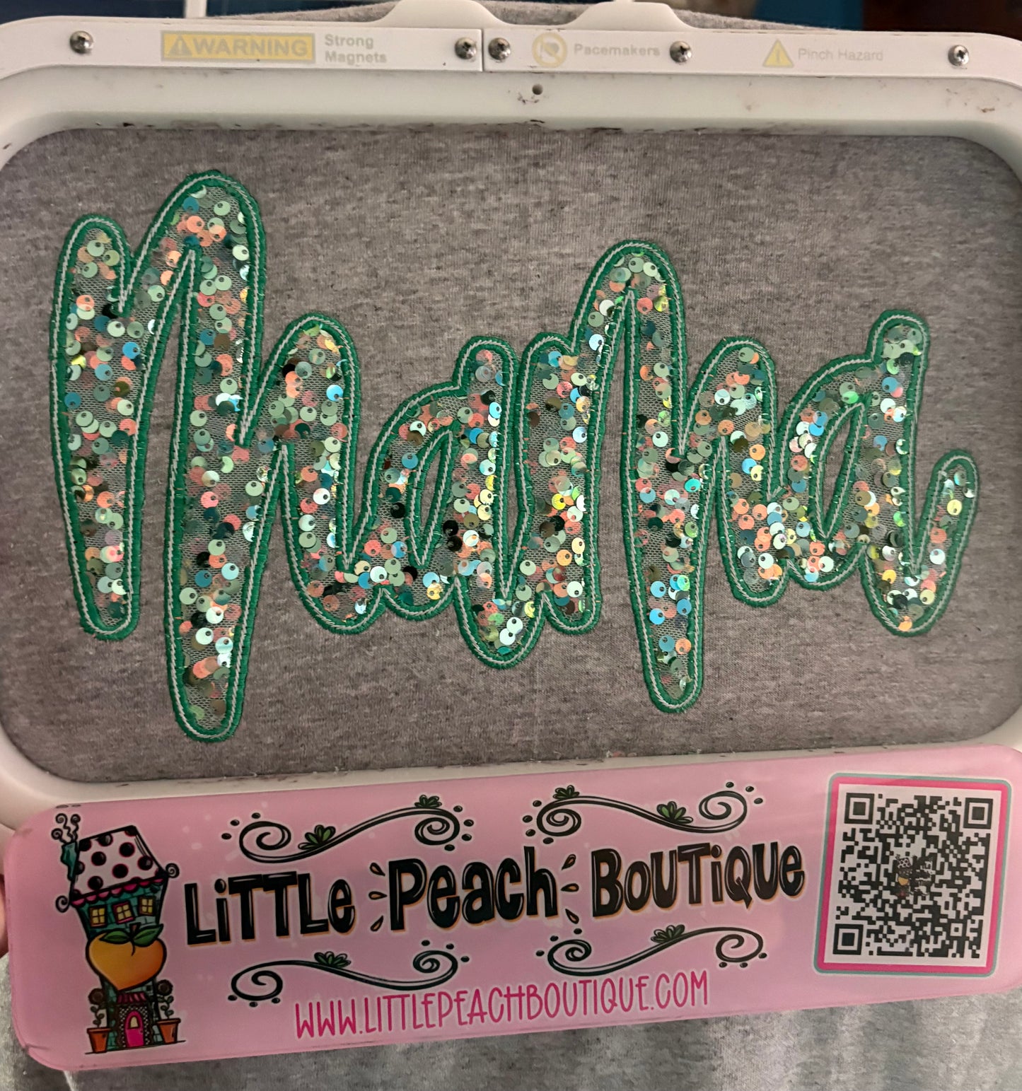 Mama Applique Embroidery Design