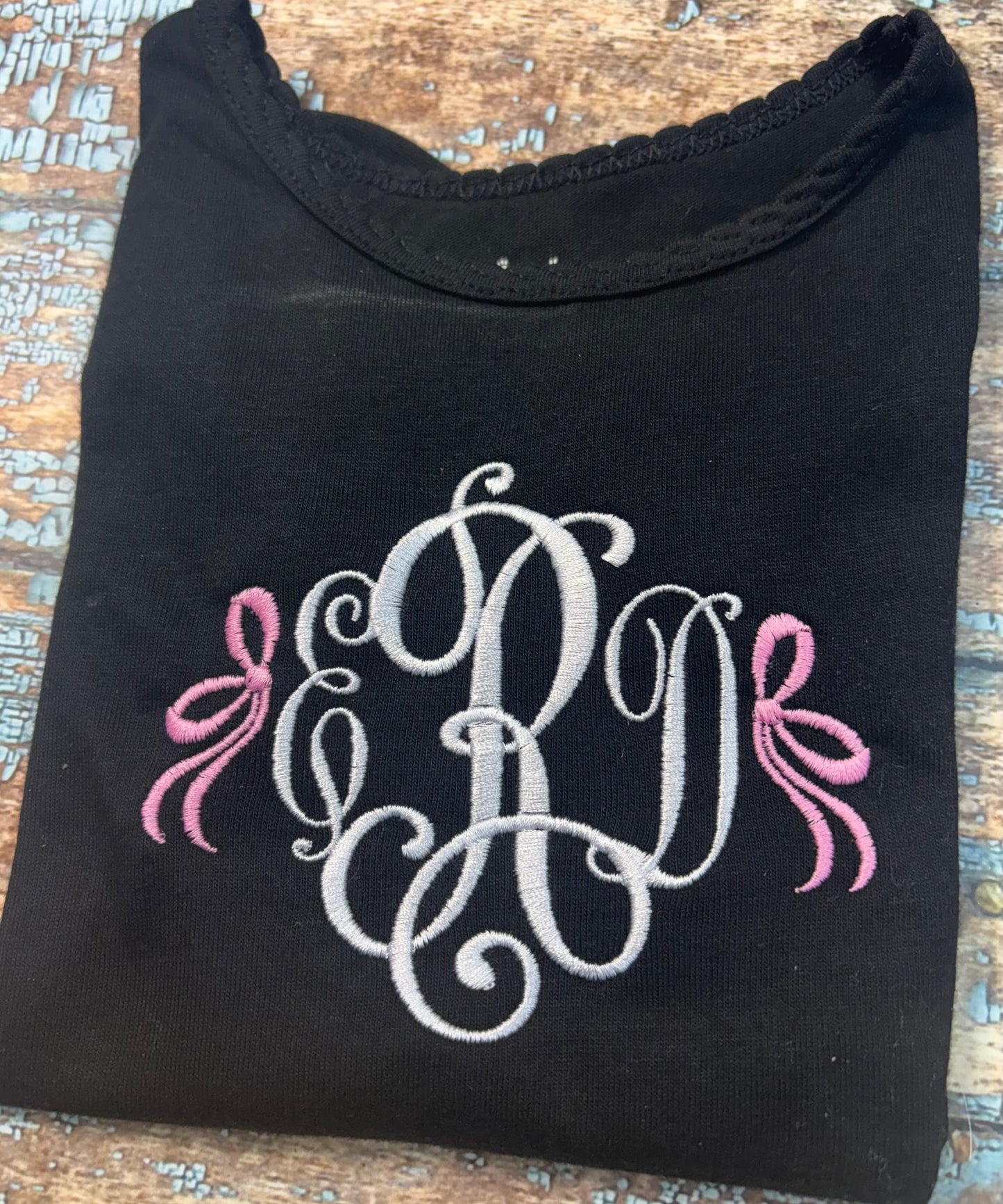 Side Bows Embroidery Design